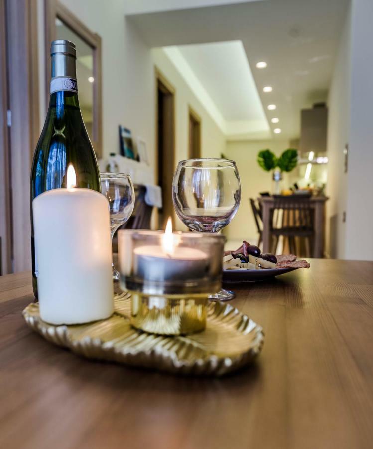 Lemar Luxury Apartments Khersónisos Eksteriør bilde
